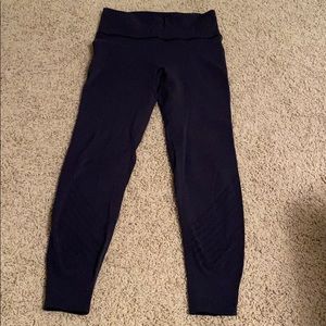 Lululemmon enlightenment tights in navy